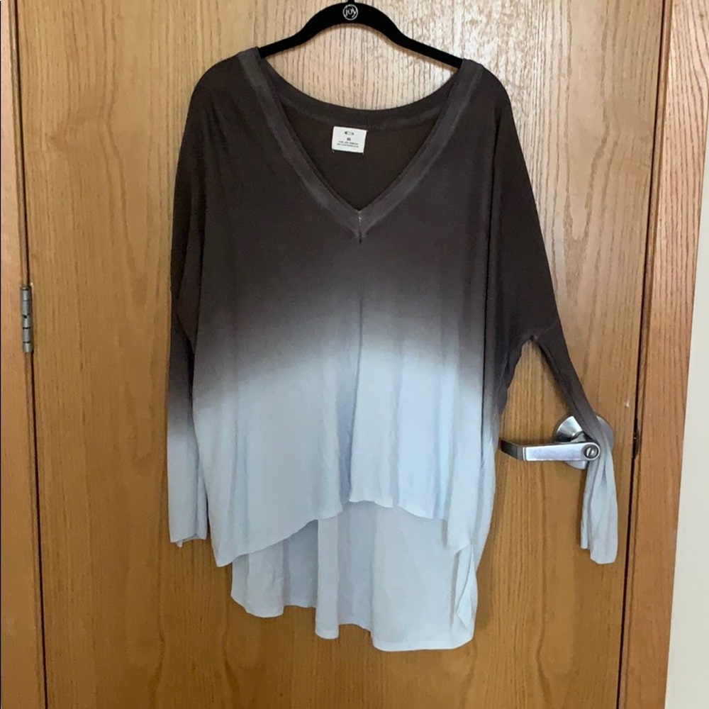 Pins & Needles Long Sleeve V-neck Tunic (xsmall)